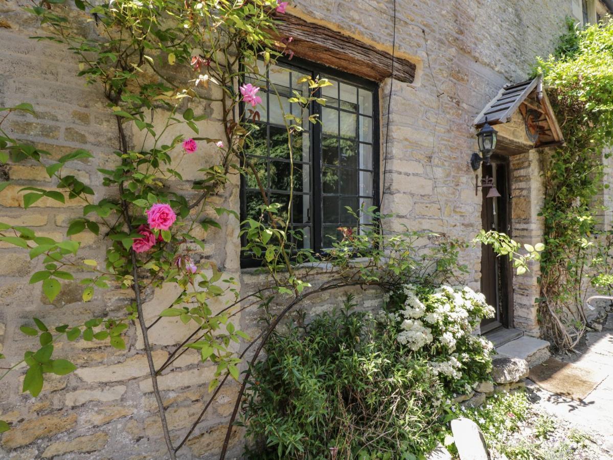 Fox Den Cottage Castle Combe Exterior foto